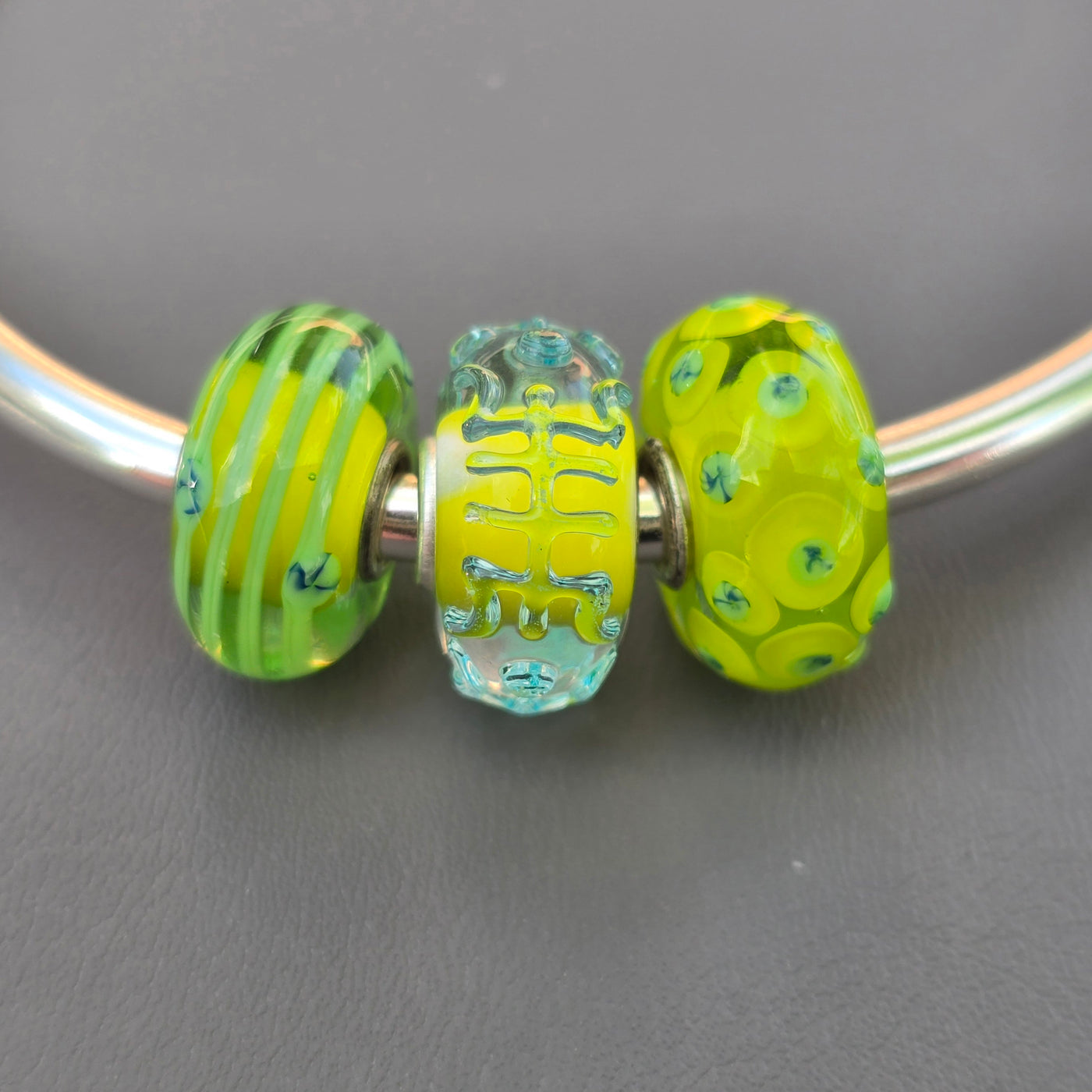 Sunny Days Unique Trio