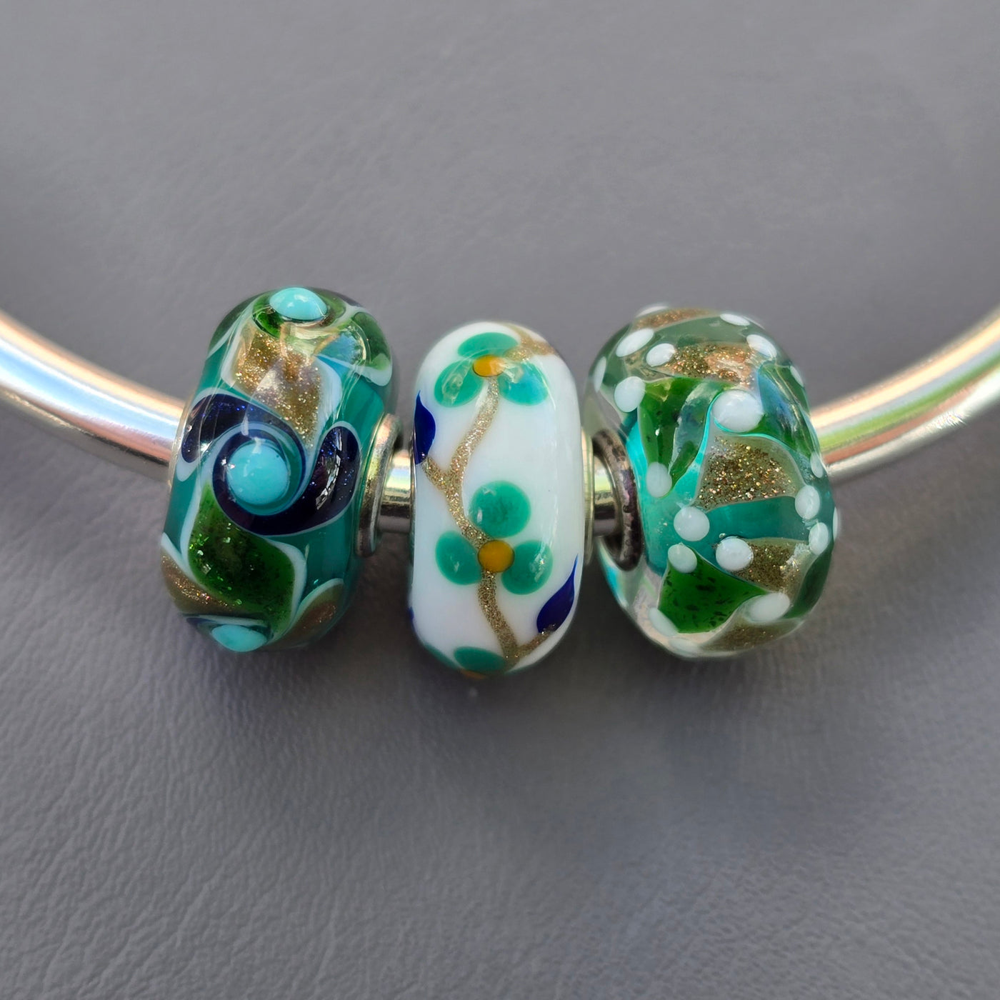 Bright Bouquets Unique Trio